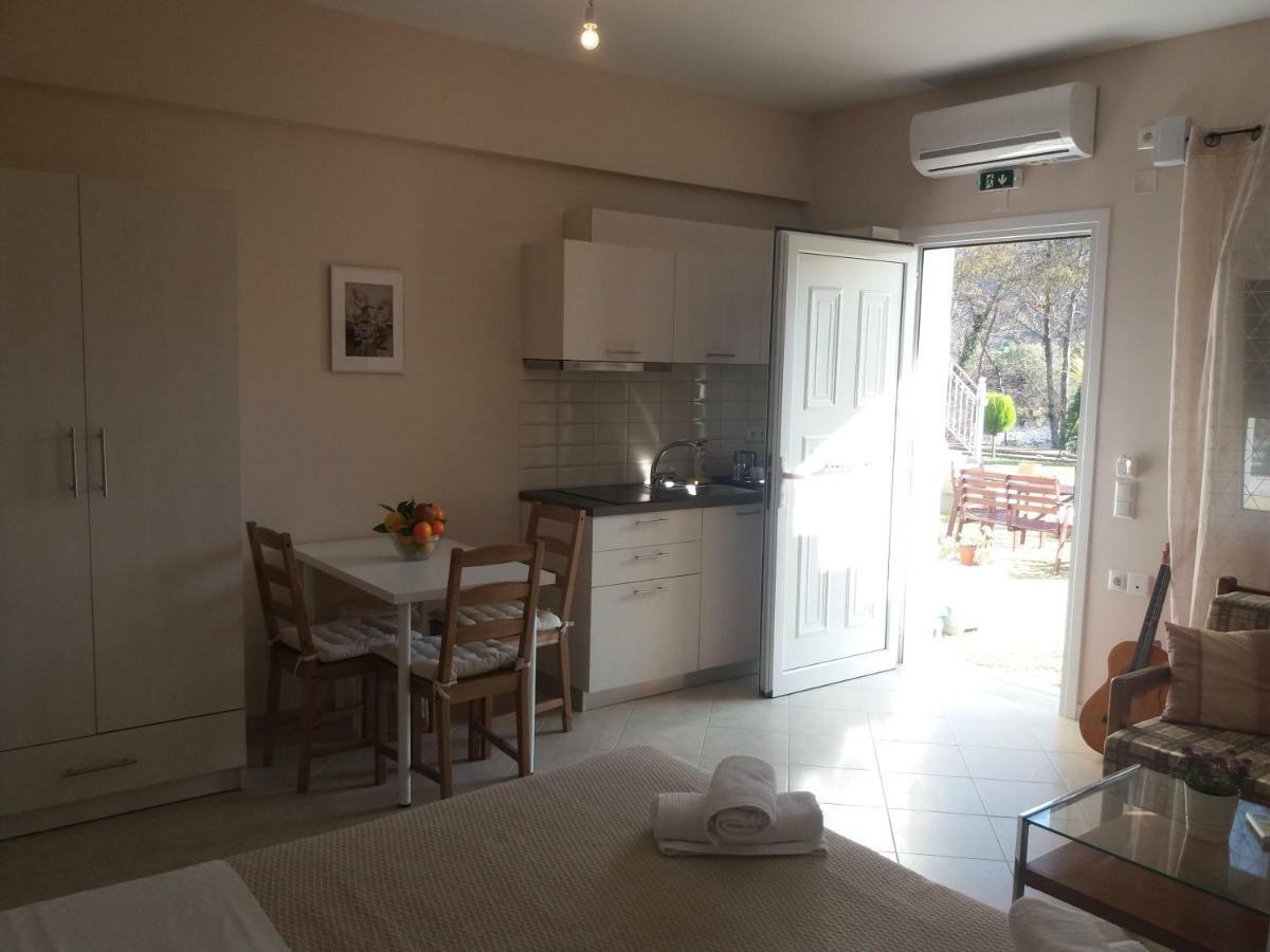 Dimitriou Rooms Gliki Exterior foto